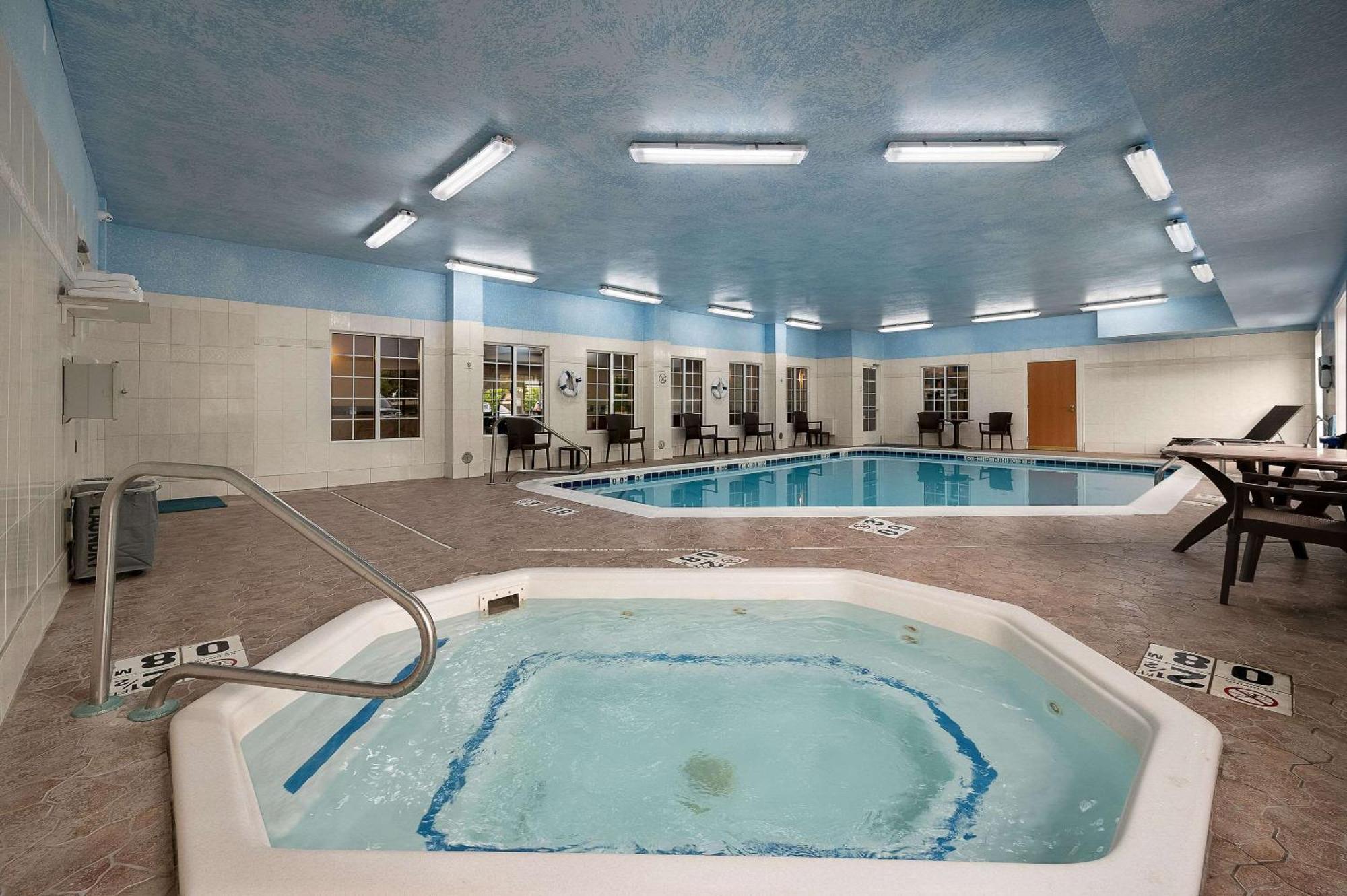 Comfort Inn & Suites Fenton Kültér fotó