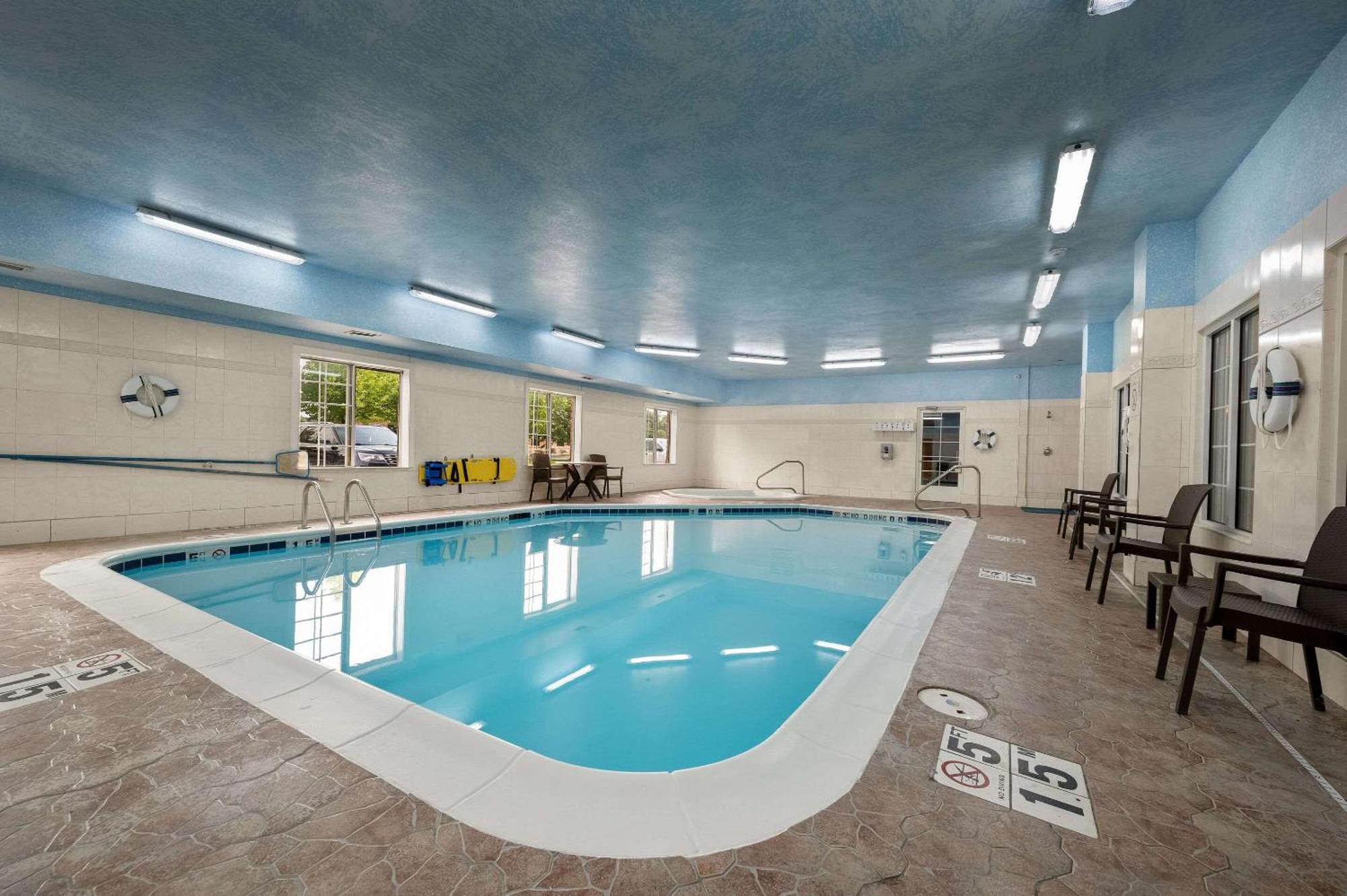Comfort Inn & Suites Fenton Kültér fotó